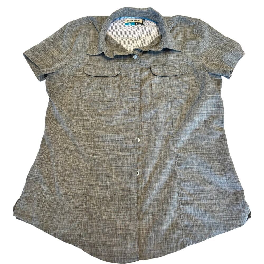 Magellan Outdoors Gray Textured Short Sleeve Button-Up Blouse